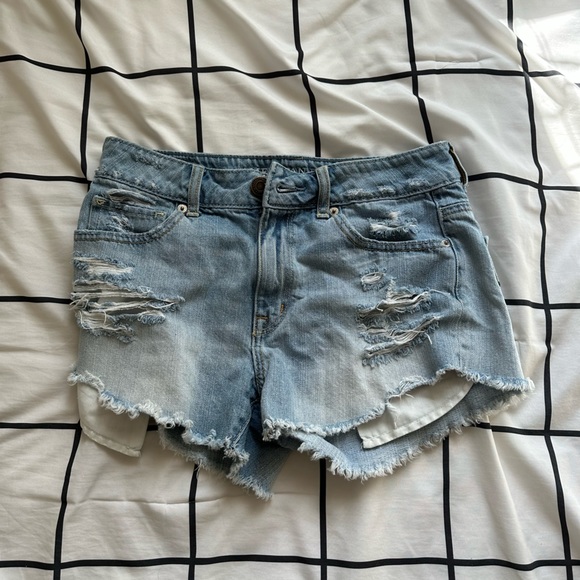 These are size 4 American Eagle jean shorts! - Picture 1 of 1